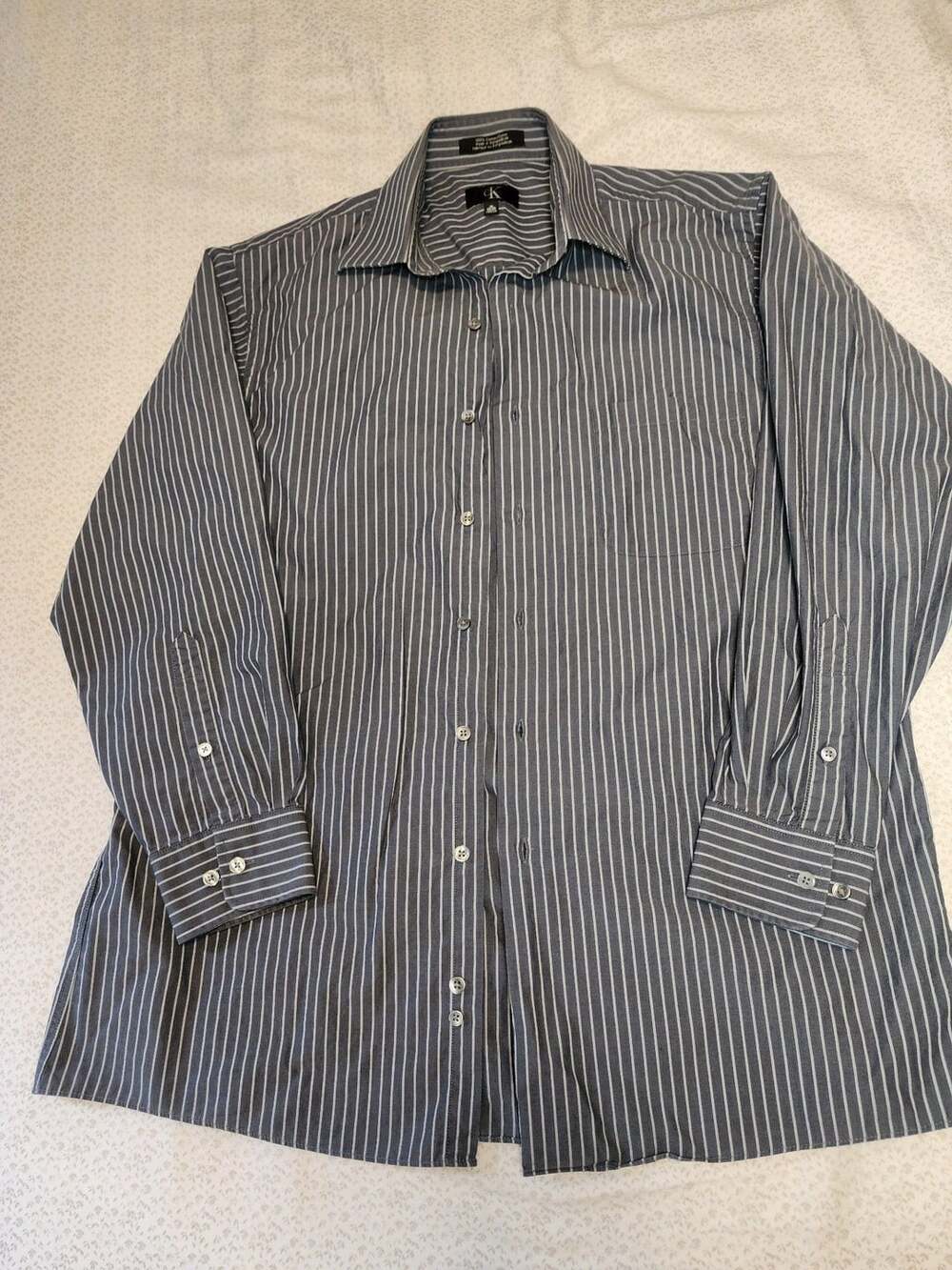 Calvin Klein 90's men 100% cotton Striped Long Sleeve Button Down Shirt Size XL
